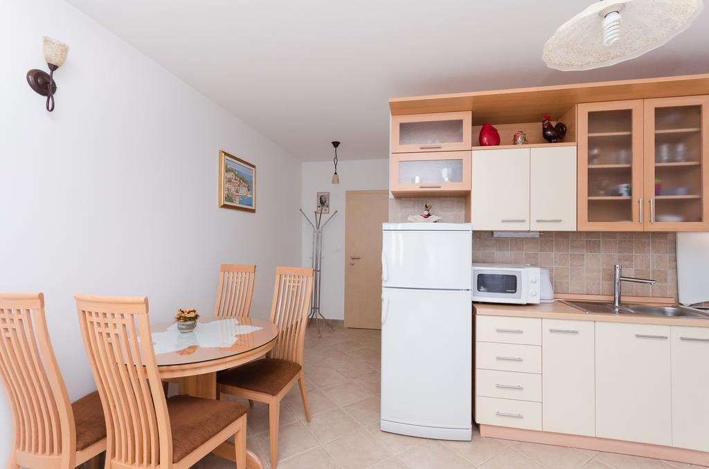 Apartment Zorka Medveja Extérieur photo