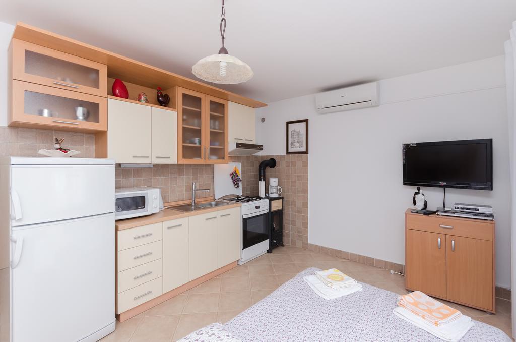 Apartment Zorka Medveja Extérieur photo