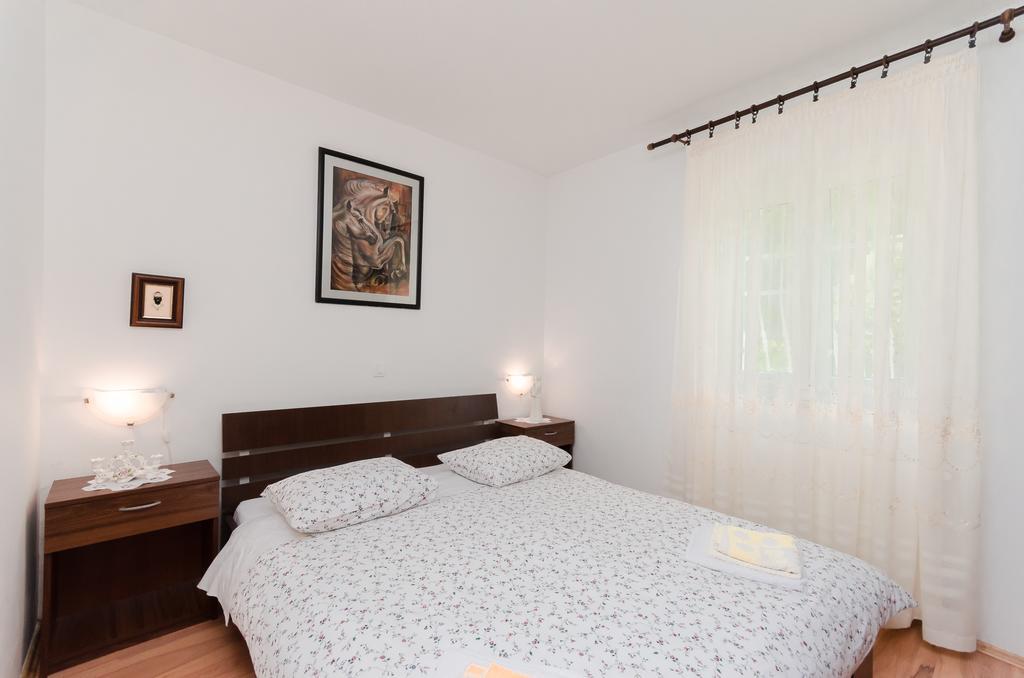 Apartment Zorka Medveja Extérieur photo